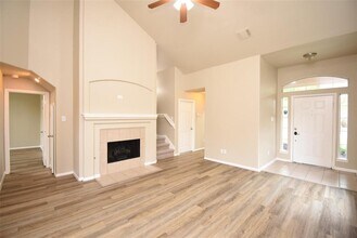 26306 Hartwill Dr in Katy, TX - Foto de edificio - Building Photo