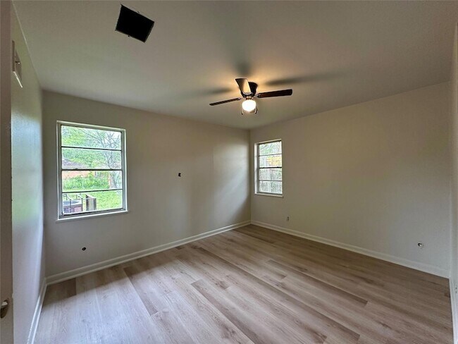 1015 Pine Tree Dr, Unit 3708 in Shreveport, LA - Building Photo - Building Photo