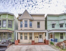 112 Randolph Ave in Jersey City, NJ - Building Photo