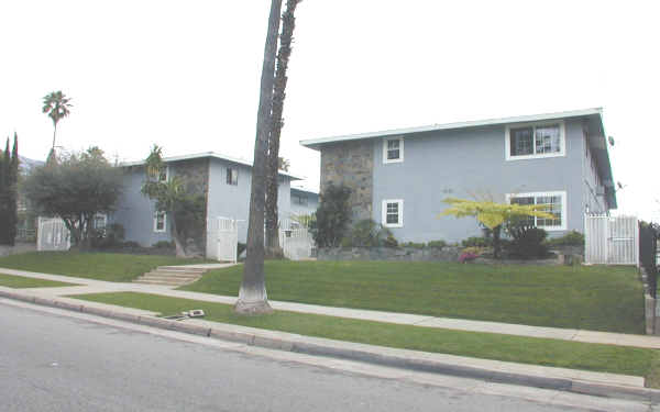 1242-1250 N Mentor Ave in Pasadena, CA - Building Photo - Building Photo