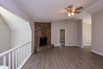 4792 Rock Island Ln NW in Acworth, GA - Building Photo - Building Photo