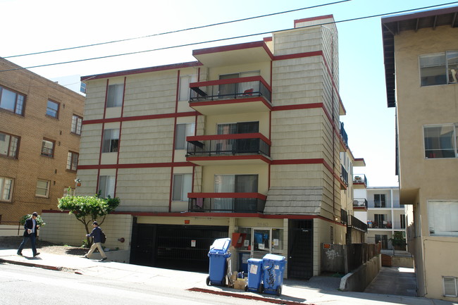 2640 Dwight Way in Berkeley, CA - Foto de edificio - Building Photo