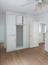 554 8th St, Unit A in Hermosa Beach, CA - Building Photo - Building Photo