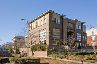 420 Queens Rd in Charlotte, NC - Foto de edificio - Building Photo