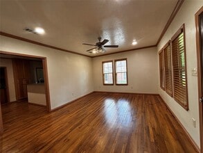 1671 US-190 in Huntsville, TX - Building Photo - Building Photo