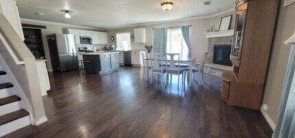 9565 Castle Oaks Dr in Fountain, CO - Building Photo - Building Photo