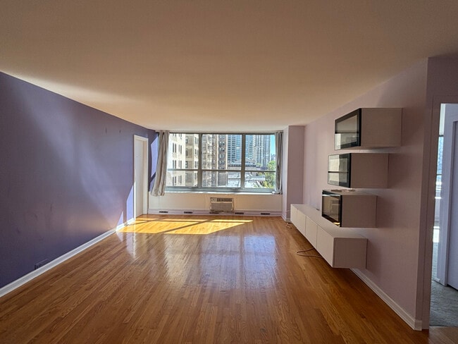 property at 3550 N Lake Shore Dr