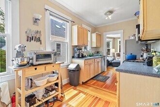 253 W Elm St, Unit 2 in New Haven, CT - Building Photo - Building Photo