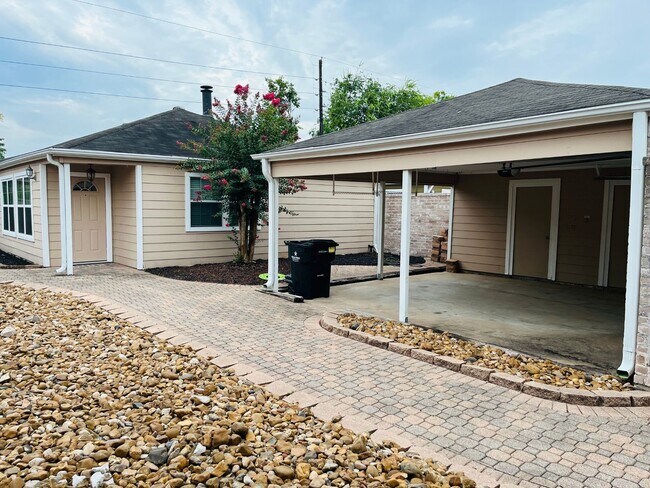 property at 16203 Ridgegreen Dr