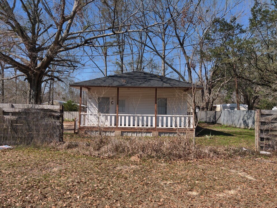 1125 US-31 in Bay Minette, AL - Building Photo