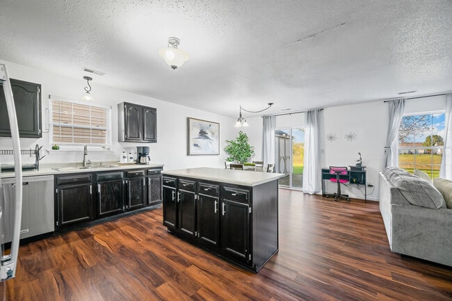 2386 Meadow Bend Dr in Columbus, IN - Building Photo - Building Photo