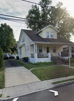 614 Sampson Ave, Unit B in Willow Grove, PA - Building Photo