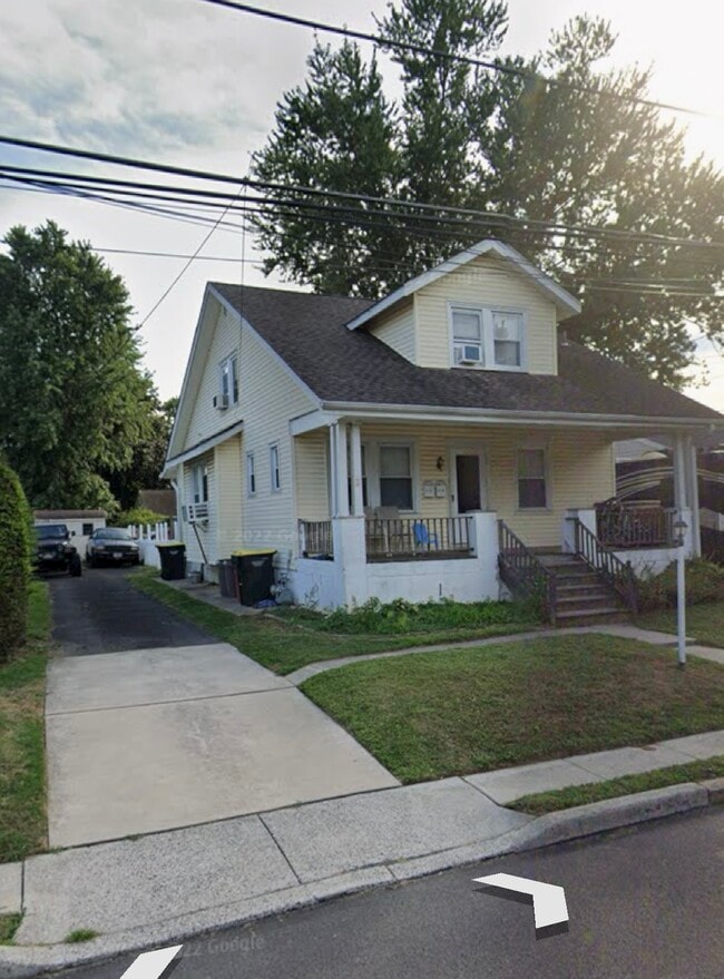 614 Sampson Ave, Unit B