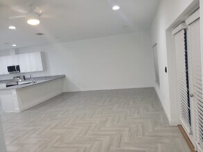 6954 Redditt Rd in Orlando, FL - Building Photo - Building Photo