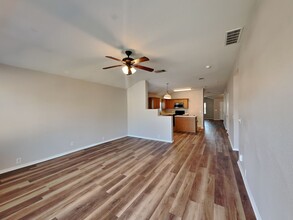 1805 Two Hawks Dr in Fort Worth, TX - Building Photo - Building Photo