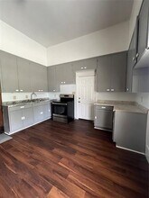 108 S Henrietta St in Henrietta, TX - Building Photo - Building Photo
