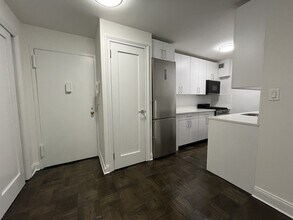 96 Fifth Avenue, Unit 12E in New York, NY - Building Photo - Building Photo