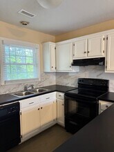 4003 Whitetail Ct in High Point, NC - Building Photo - Building Photo