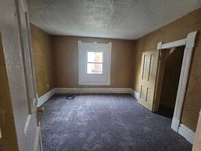 1814 N Missouri Ave in Peoria, IL - Building Photo - Building Photo