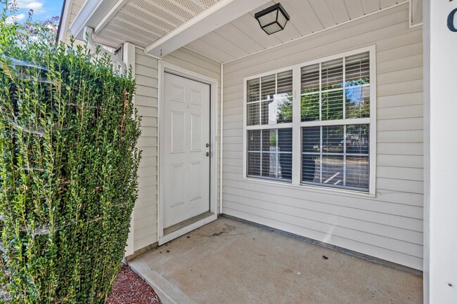 1440 Harpers Inlet Dr in Clover, SC - Building Photo - Building Photo