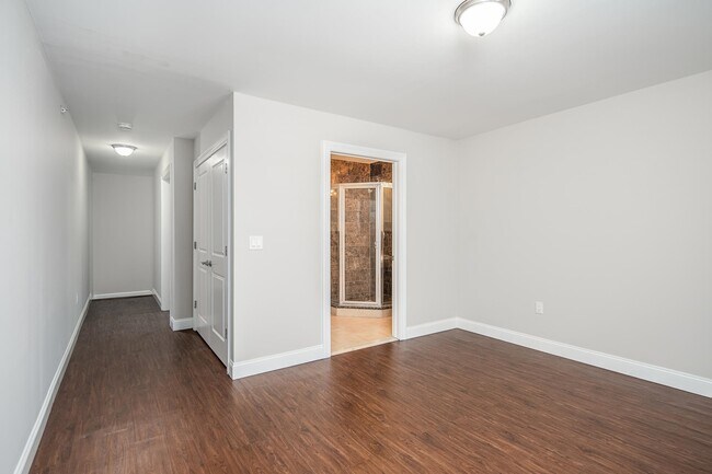 221 62nd St in West New York, NJ - Building Photo - Building Photo