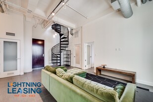 939 S Broadway in Los Angeles, CA - Building Photo