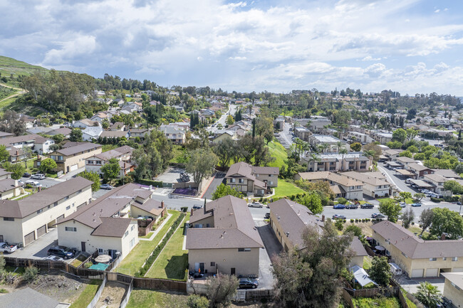 2425 S Ridgewood Dr in West Covina, CA - Building Photo - Building Photo