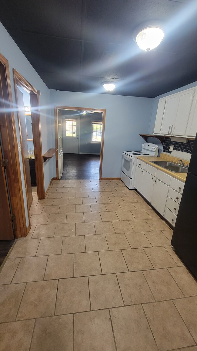 3682 Craig Ave, Unit 3682 Craig Ave unit 2