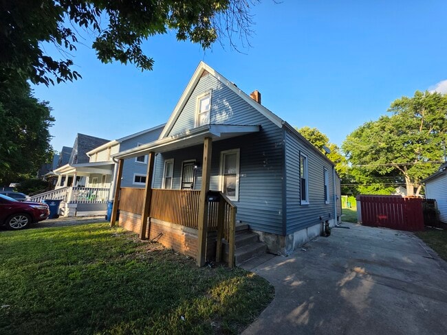 property at 1310 N 2nd St