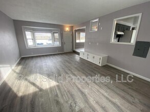 4703 E 17th St in Cheyenne, WY - Building Photo - Building Photo