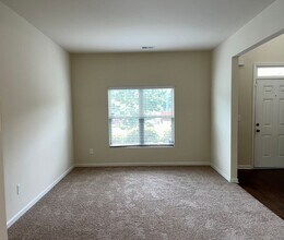 2700 Feldspar Way in Riverdale, GA - Building Photo - Building Photo