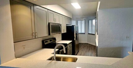 401 E Robinson St in Orlando, FL - Building Photo - Building Photo
