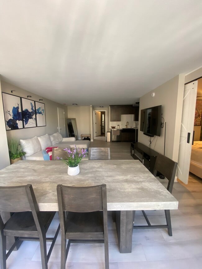 property at 545 N Dearborn St