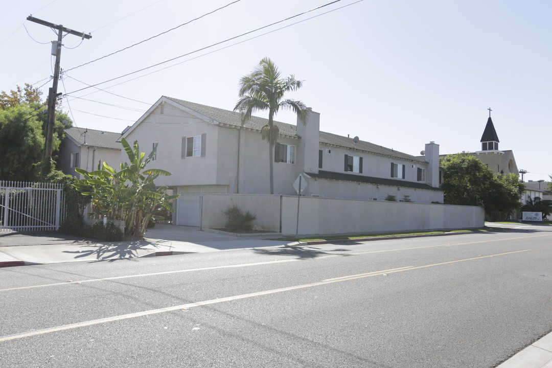 1740-1746 Orange Ave in Costa Mesa, CA - Foto de edificio