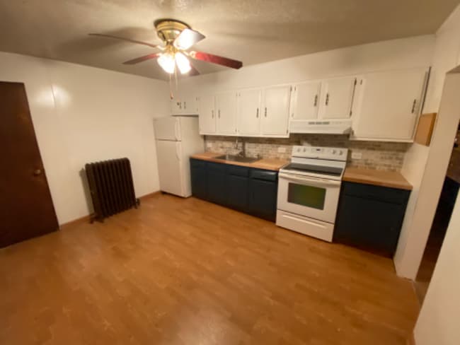 2648 PA-982 in Mount Pleasant, PA - Foto de edificio - Building Photo