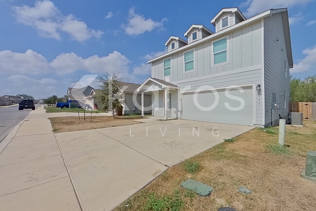 2939 Ruby Crossing in San Antonio, TX - Building Photo - Building Photo