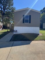 1 Leila Dr in Florence, MS - Building Photo