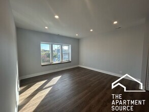 4411 N Kimball Ave in Chicago, IL - Building Photo - Building Photo