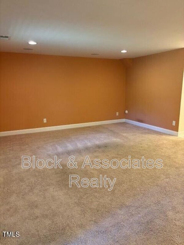 1112 Boxcar Way in Apex, NC - Building Photo - Building Photo