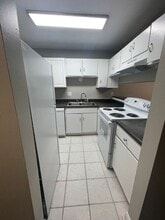 1614 Flynnwood Dr in Charlotte, NC - Building Photo - Building Photo