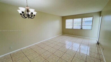 2309 Park Ln in Hollywood, FL - Building Photo - Building Photo