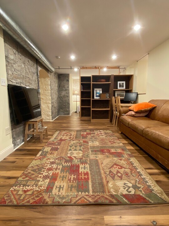 2600 Colfax Ave S, Unit 1 in Minneapolis, MN - Building Photo