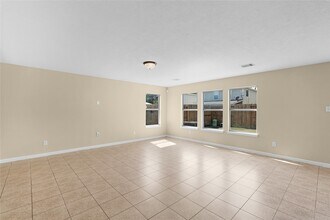 18743 Westgate Park Dr in Cypress, TX - Building Photo - Building Photo