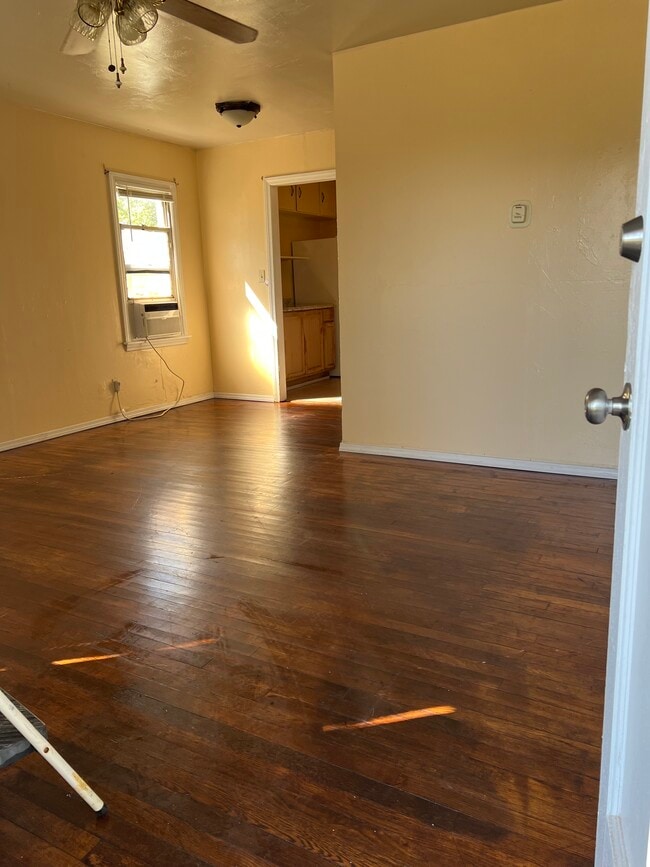 701 SE 43rd St in Oklahoma City, OK - Building Photo - Building Photo