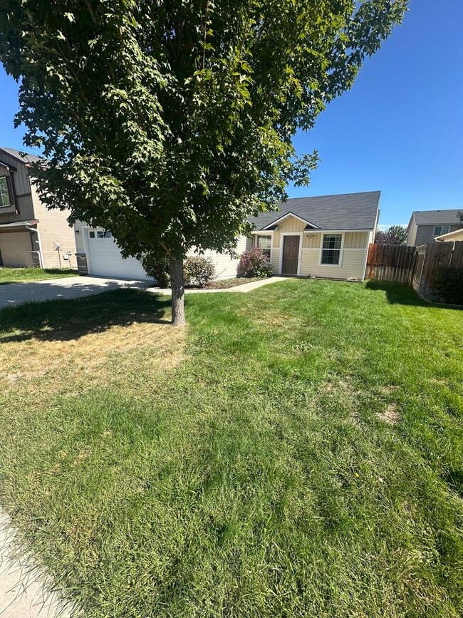 property at 4258 S Glenmere Way