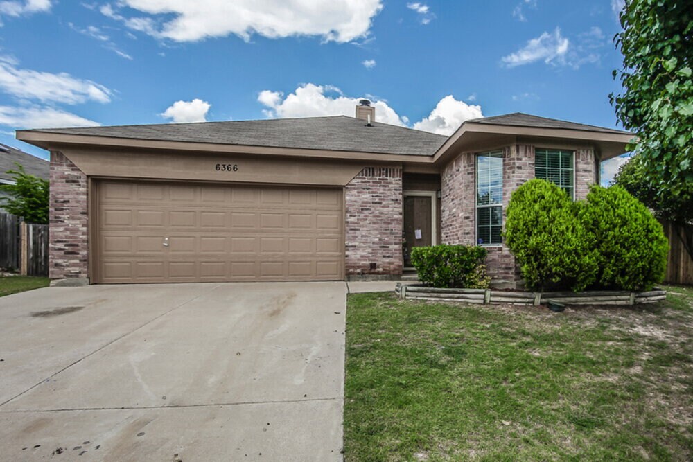 6366 Rainwater Way in Fort Worth, TX - Building Photo