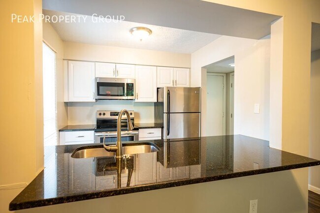 955 Quay Ave, Unit G in Grandview Heights, OH - Building Photo - Building Photo