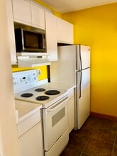 133 Commander Shea Blvd in Quincy, MA - Building Photo - Building Photo