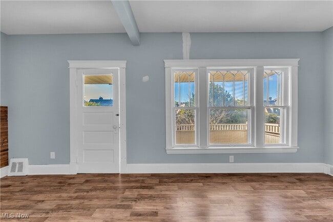 property at 1289 W 115th St