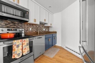 328 Commercial St in Boston, MA - Building Photo - Building Photo